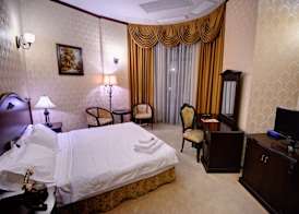 Hotel Carol 4