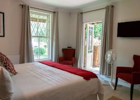 Rustic Manor Guest House 2