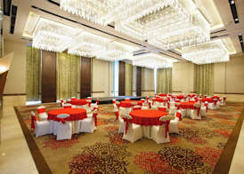 Courtyard by Marriott Agra 5