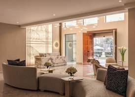 Le Parc Hotel, Beyond Stars 3