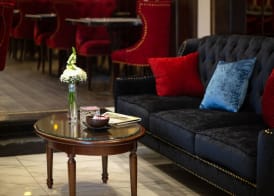 Flora Centre Hotel & Spa 5