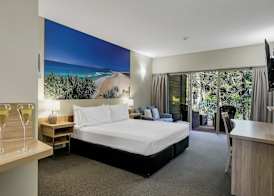 Kingfisher Bay Resort 4