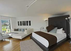 Le Parc Hotel, Beyond Stars 4
