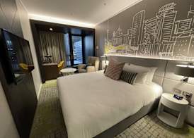 Mercure Auckland Queen Street 5