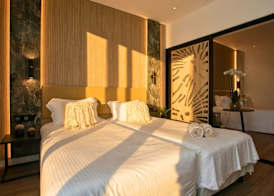Cavo Maris Beach Hotel & Suites 5