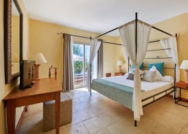Pula Suites Boutique Resort 5