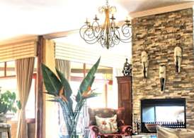 Bambuu Lakeside Lodge 4