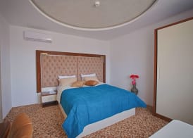 New Hotel 5