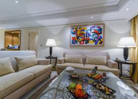 L' Amphitrite Palace Beach Resort & Spa 4