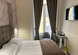 Hotel Le Petit 5