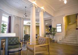 Public House Hotel 4