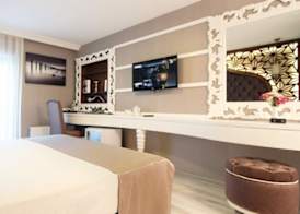 Demonti Hotel 3