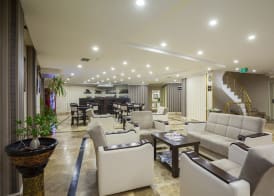 Ayhan Hotel 3