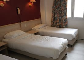 Hotel CÖRONA Lourdes 4