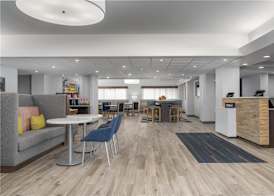 Hampton Inn Altoona 3