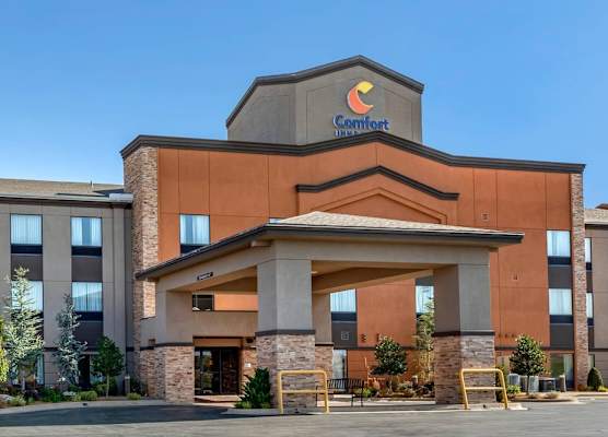 Comfort Inn & Suites Pauls Valley - City Lake 1