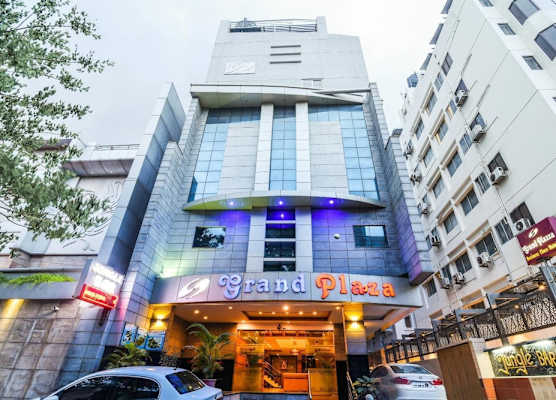Grand Plaza 1