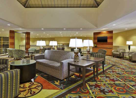 DoubleTree by Hilton Holland 1