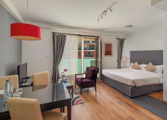 Escala Hotel & Suites 1