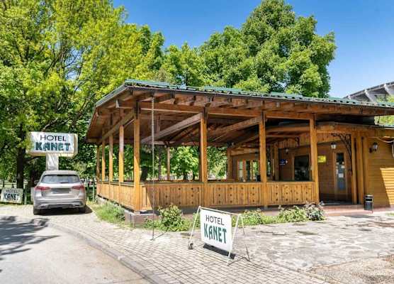 B&B Kanet 1