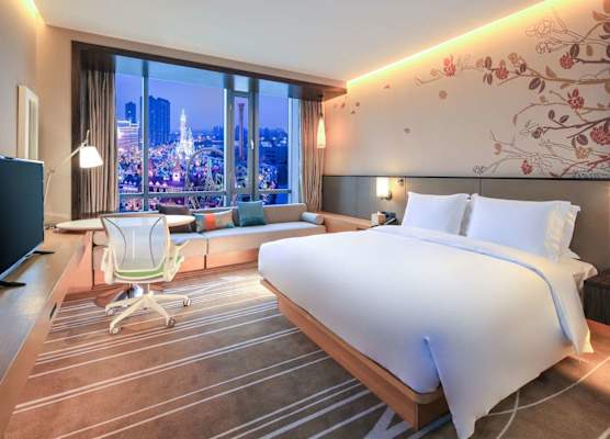 Hilton Garden Inn Ningbo 1