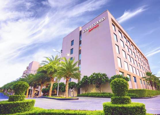 Courtyard by Marriott Agra 1