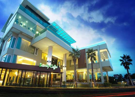 The Beverly Hills Hotel 1