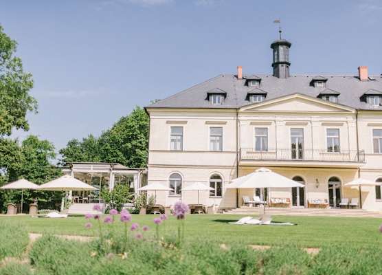 Chateau Mcely 1