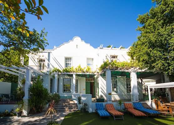 Mountain Manor Guest House & Executive Suites 1
