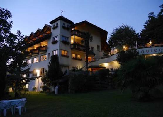 Hotel Tenz 1