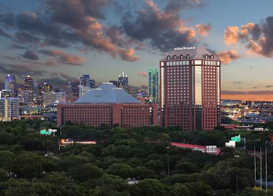 Hilton Anatole 1