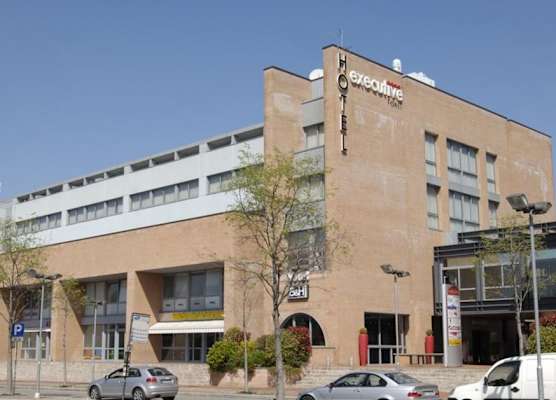 Executive Hotel 1