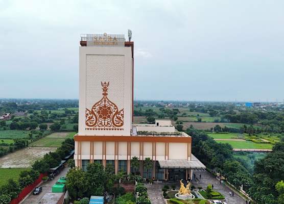 Saura Hotel, Agra – A Club Mahindra Associate 1