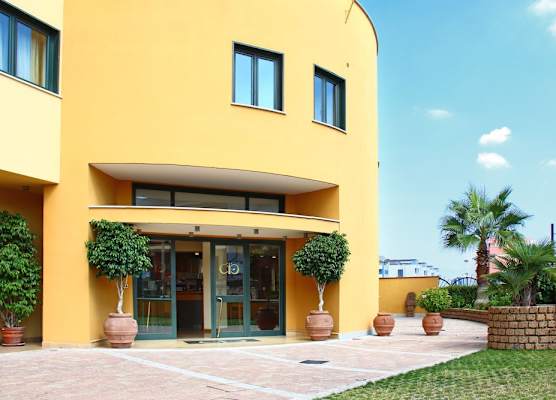 City Hotel 1