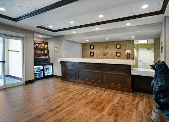Comfort Inn & Suites Wilton 1