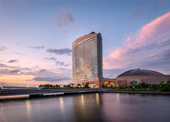 Hilton Fukuoka Sea Hawk 1