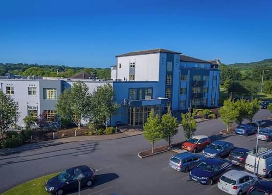 Newtown Park Hotel 1