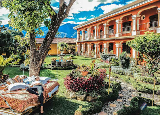 Socialtel Antigua 1