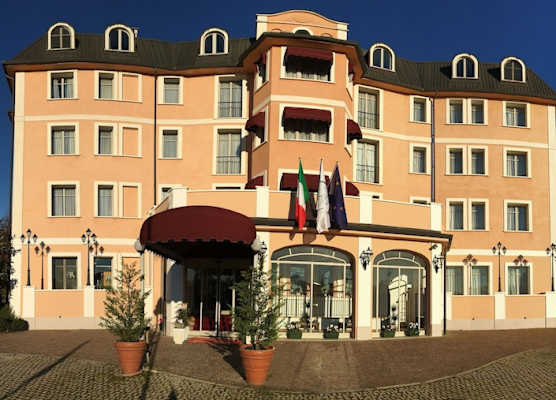Green Hotel 1