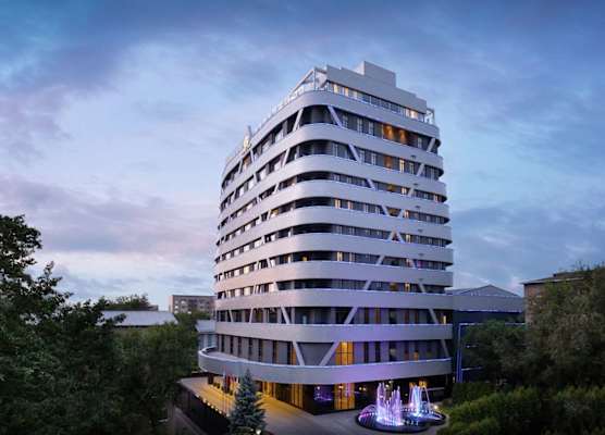 DoubleTree by Hilton Almaty 1