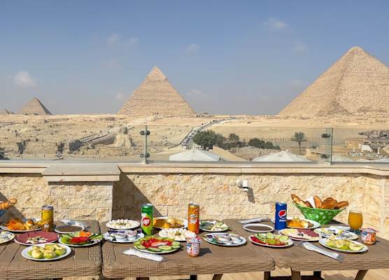 Giza Pyramids Inn 1