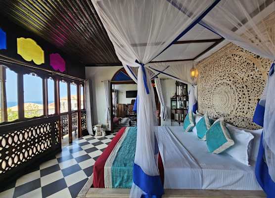Dhow Palace Hotel 1