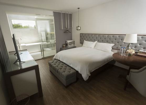 Cosmopolitano Hotel Boutique 1