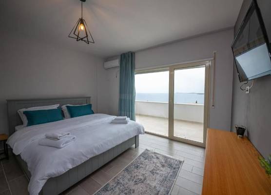 Aerial Hotel & Spa 1