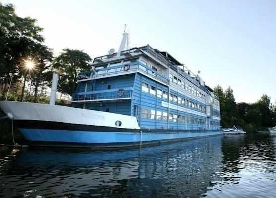 Botel Vodník 1