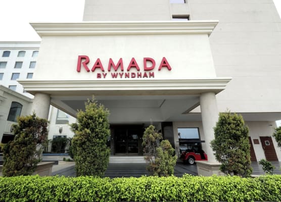 Ramada by Wyndham Lucknow Hotel and Convention Center 1