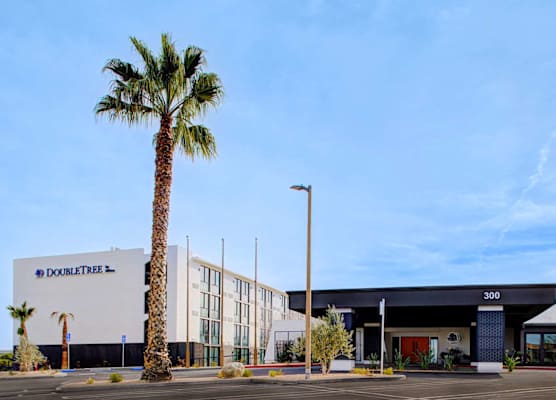 DoubleTree by Hilton Palmdale 1