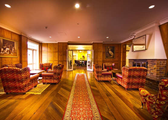 Mercure Canberra 1