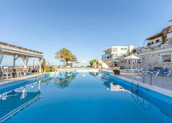 Pela Mare Hotel 1