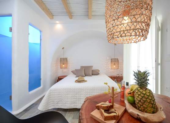 Naxos Island Escape Suites 1